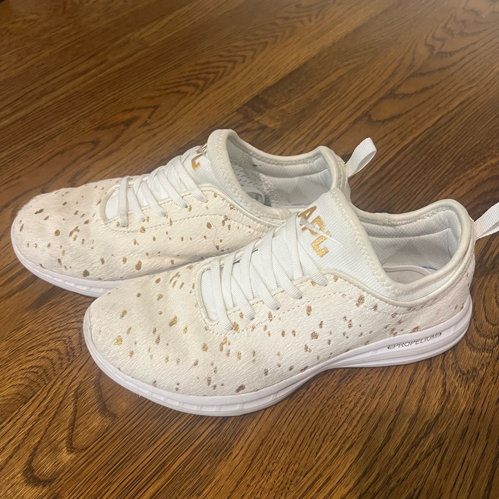 APL White and Gold Calf Hair Splatter Sneakers Size 39 (8.5) Women’s